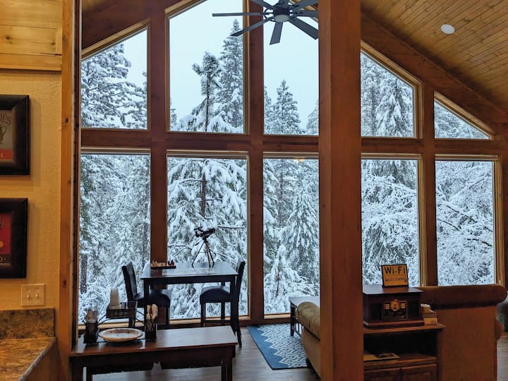 Spacious Cabin On 2.5 Acres - Garden Valley, ID