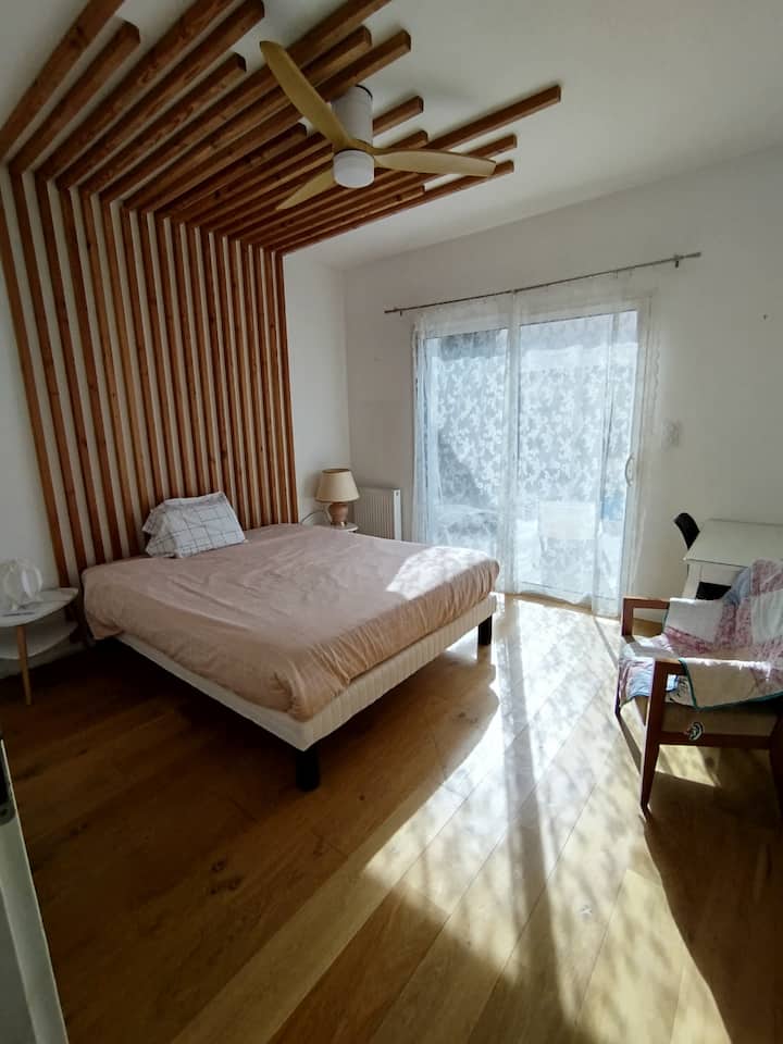 غرفة النوم 1