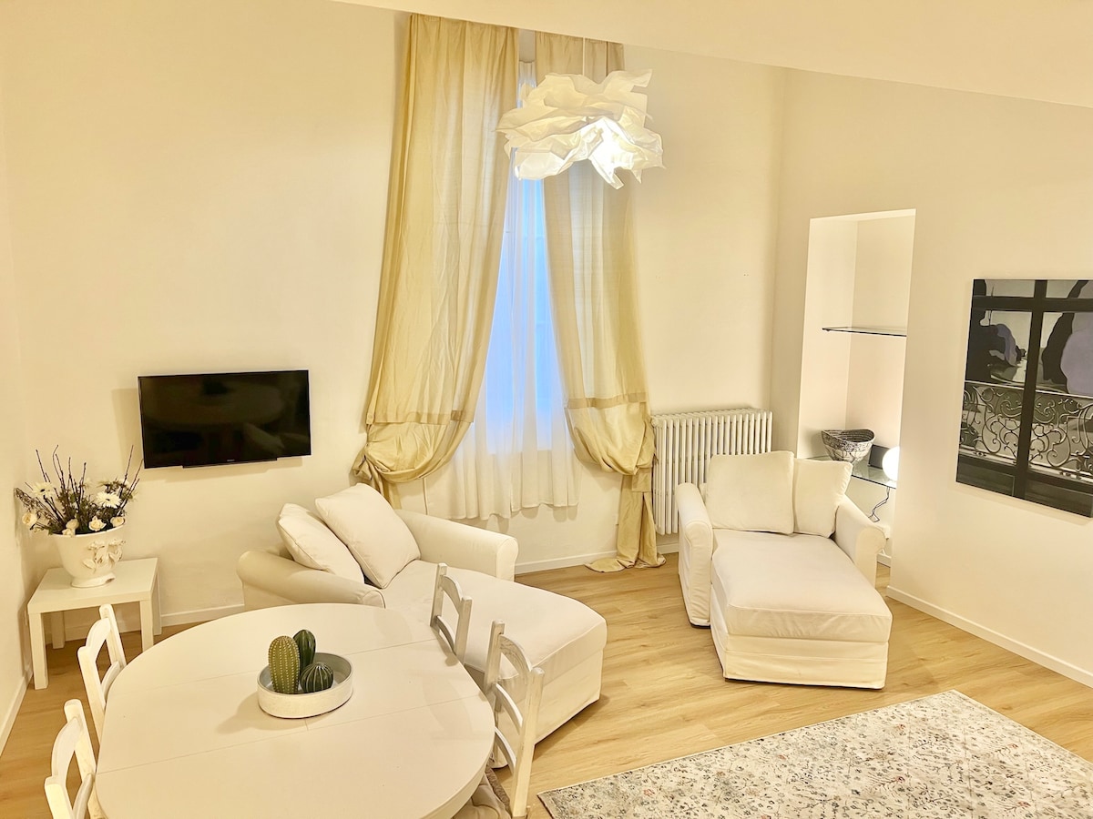 Top performing Airbnb: Living Historic Buildings - Cestello in Bologna