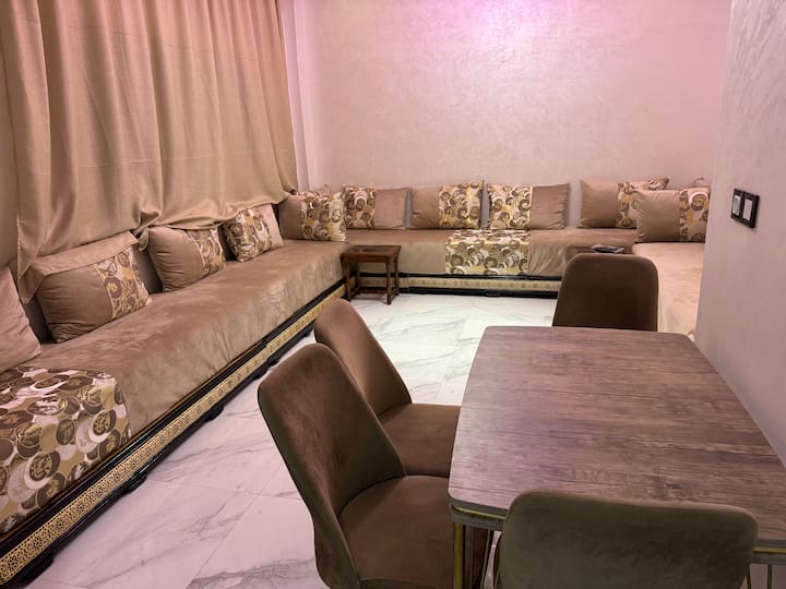Appartement Chic Et Confortable Climatisé - Fès