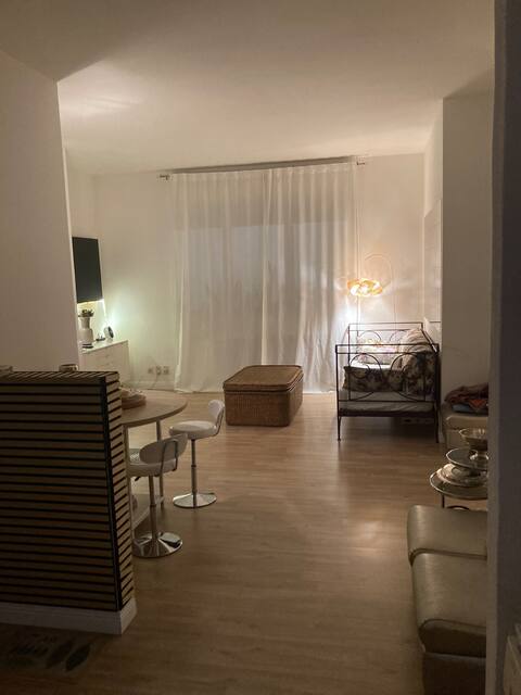 Monza park -2 beds flat 5 mins walk to F1 circuit