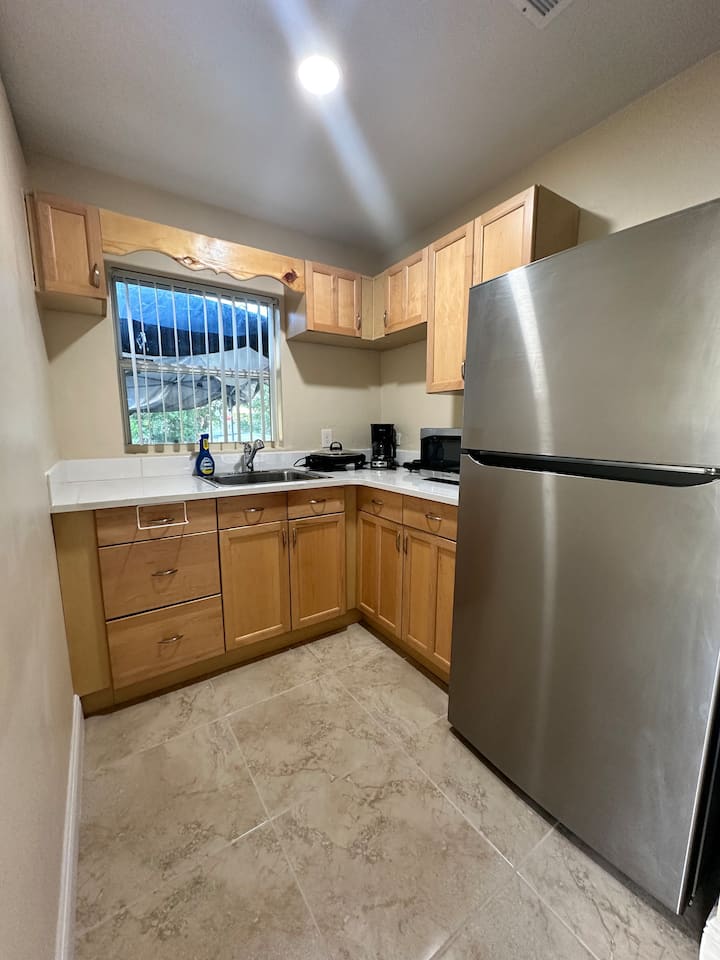 America’s Cozy Stay - Spring Hill, FL