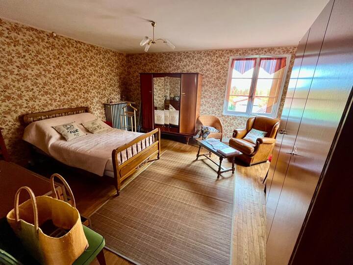 საძინებელი 1