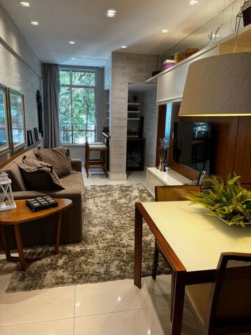 Apartamento coração do Leblon