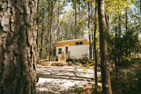 Rasa Tiny Home~ Stay & Tour!