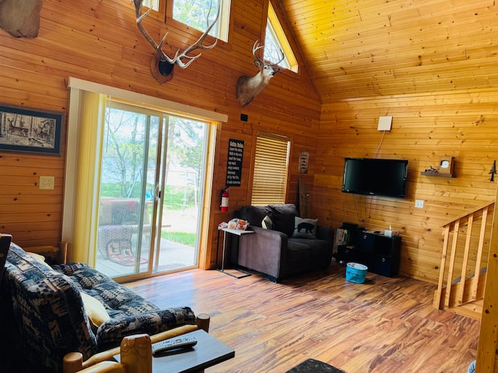 Lake Wissota Beachside Cabin - Chippewa Falls, WI