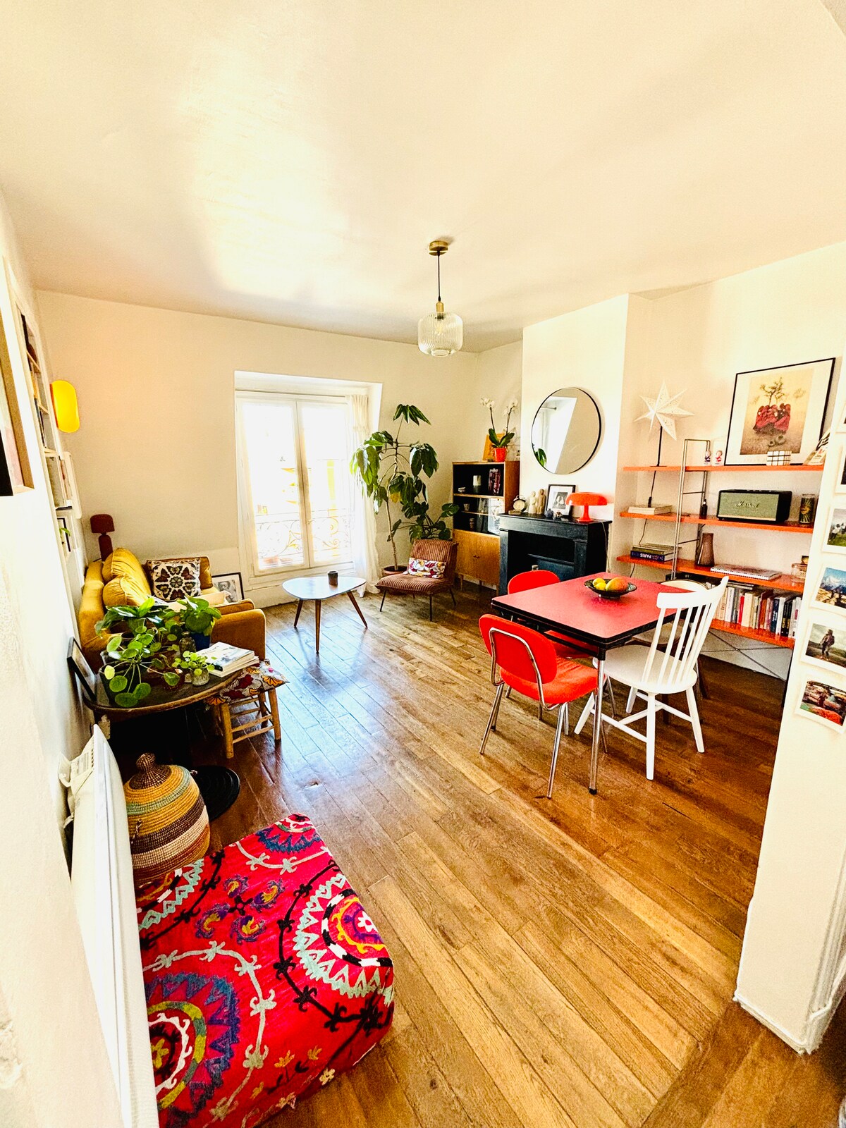 Propriété Airbnb réussie: Typical Central Apartment Canal St Martin 5P à Paris 10e Arrondissement