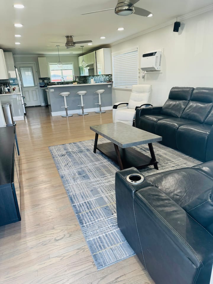 Clean Fremont Home! - Union City, CA