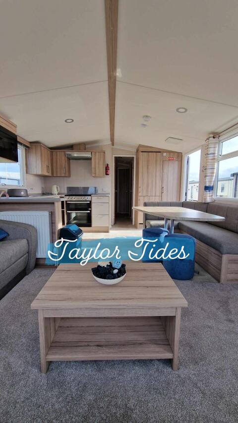 8 berth - Pet friendly - Caravan - Ty Mawr