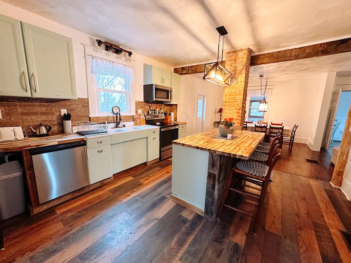 -The Forest House-private Charm - Roanoke, VA
