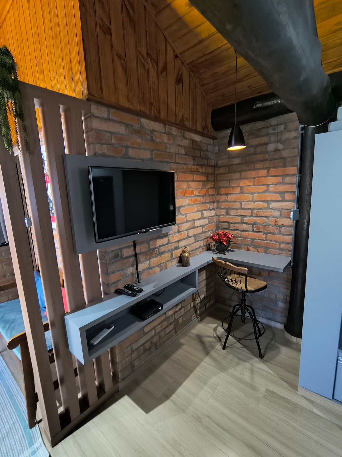 Popular Airbnb listing: Casa da Lagoa Inn - Gasthaus Pomerode in Blumenau