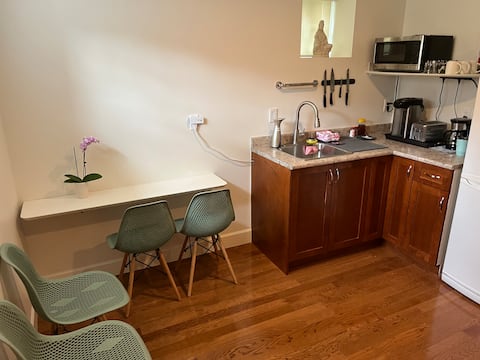 Top Airbnb: Central Location Quiet Street Clean Private Suite in Kensington Cedar Cottage