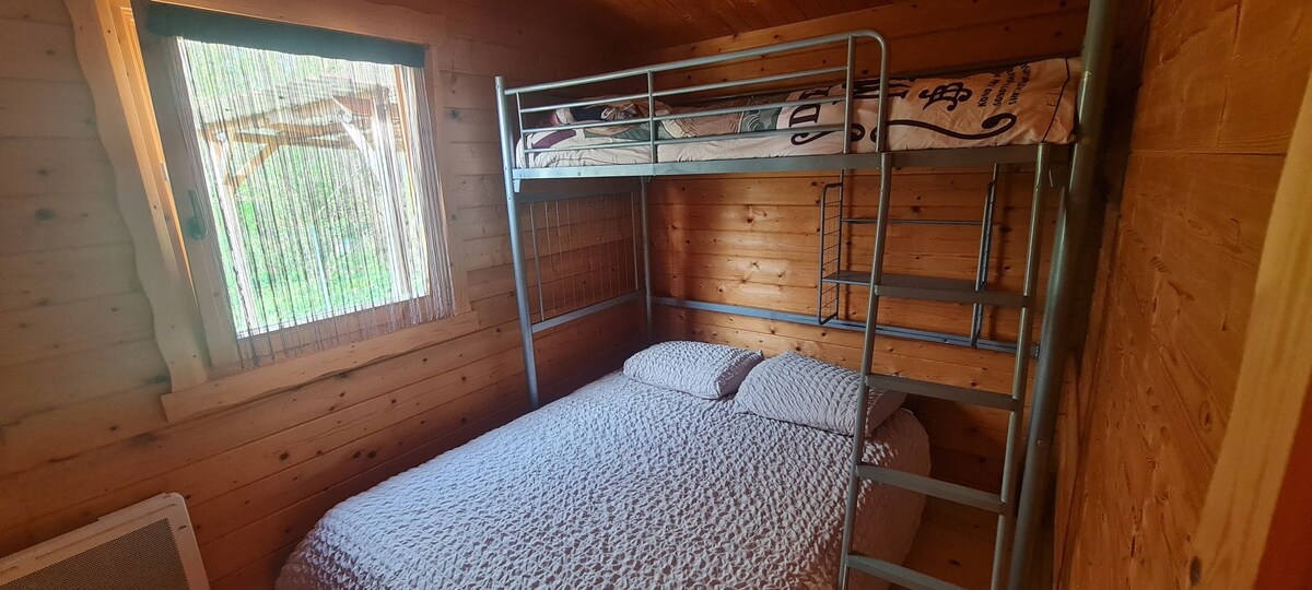 საძინებელი 1