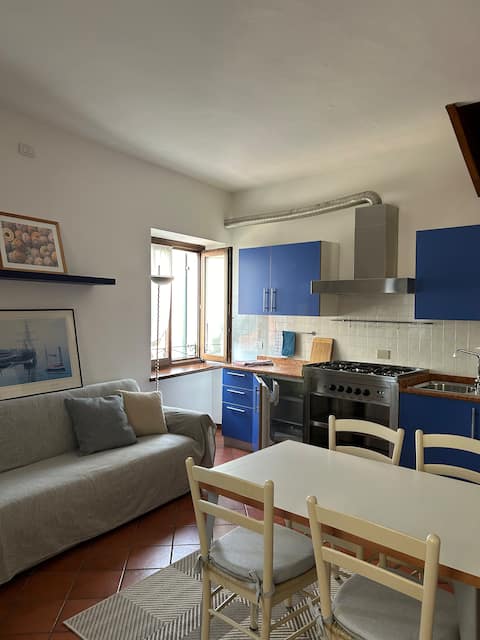 Clemè- lovely apartment in Garda
