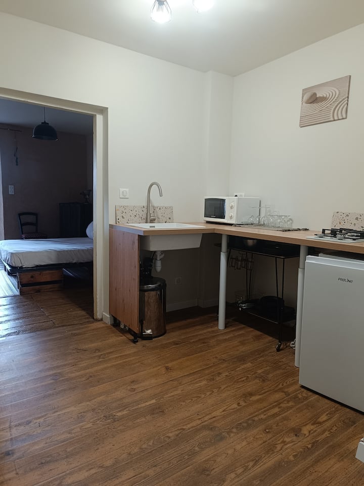 Chambre Avec Terrasse Et Piscine - Cordes-sur-Ciel