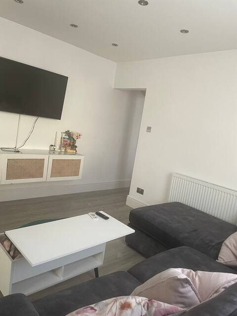 Great apartment near station