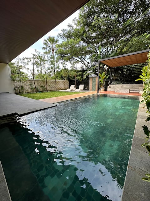 Vimala Hills BETAH VILLA Argopuro 5BR Privatepool