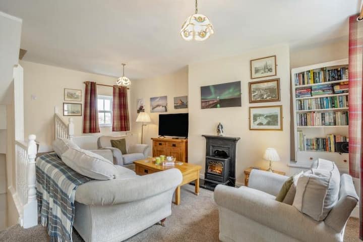 Murmuration Cottage - Robin Hood's Bay