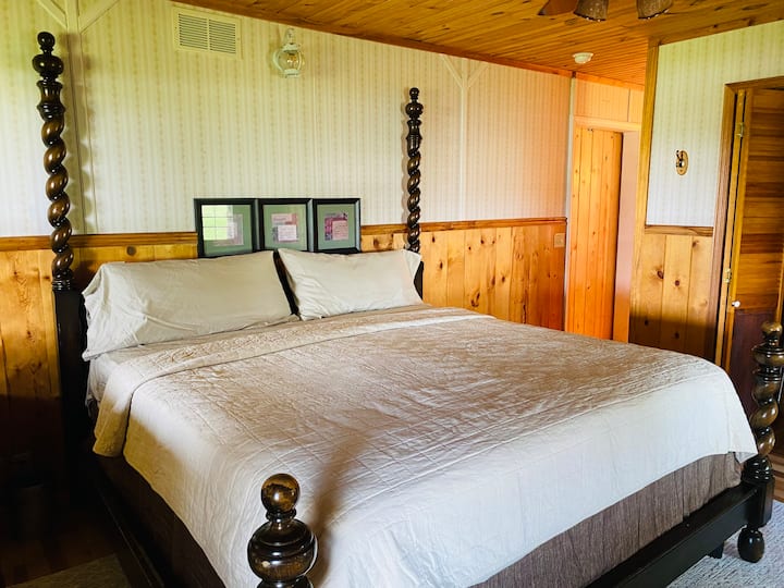 חדר שינה 1
מיטת קינג נוחה