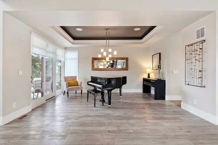 Modern, Comfortable Family Home gallery image 5