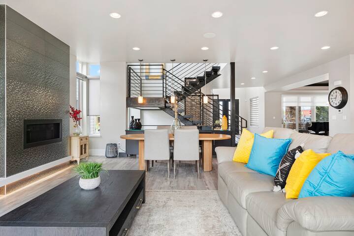 Modern, Comfortable Family Home gallery image 4