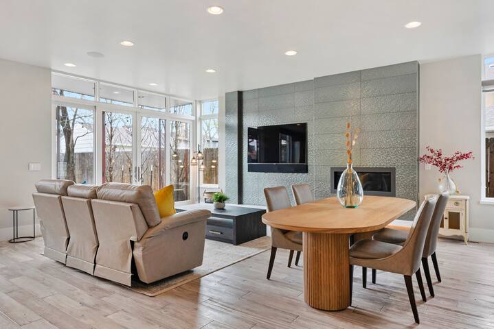 Modern, Comfortable Family Home gallery image 3