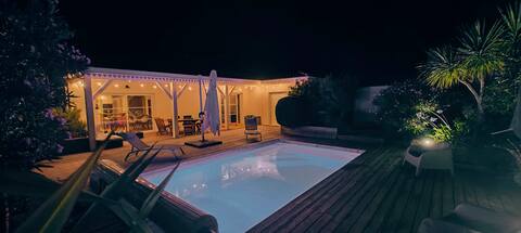 Villa with pool near beaches