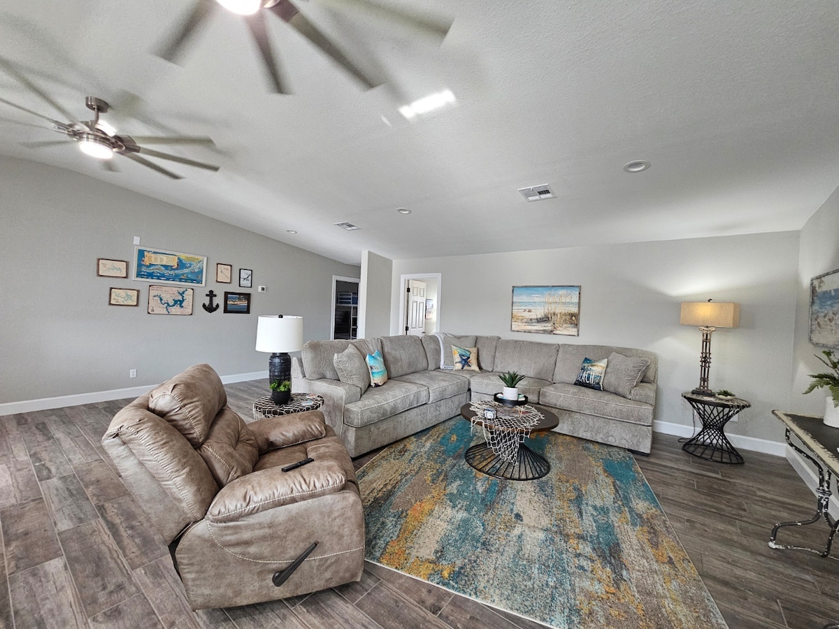 Successful Airbnb property: The Cardinal House, Kingston, ok. Lake Texoma in Sherwood Shores