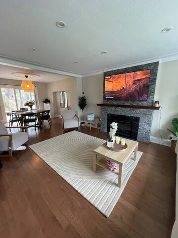 Bohemian midtown retreat gallery image 2