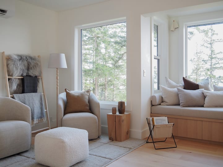 Norra Hem - Cliffside Guesthouse On Hornby Island - Hornby Island