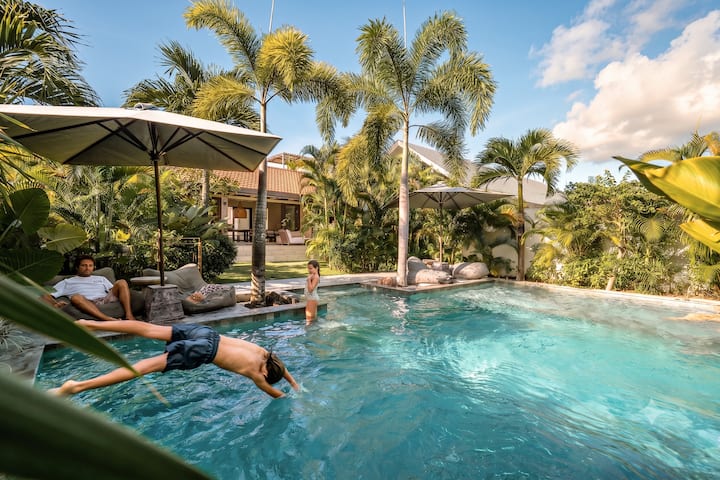4BR Tropical Oasis Experience at Bingin, Uluwatu - Villas for Rent