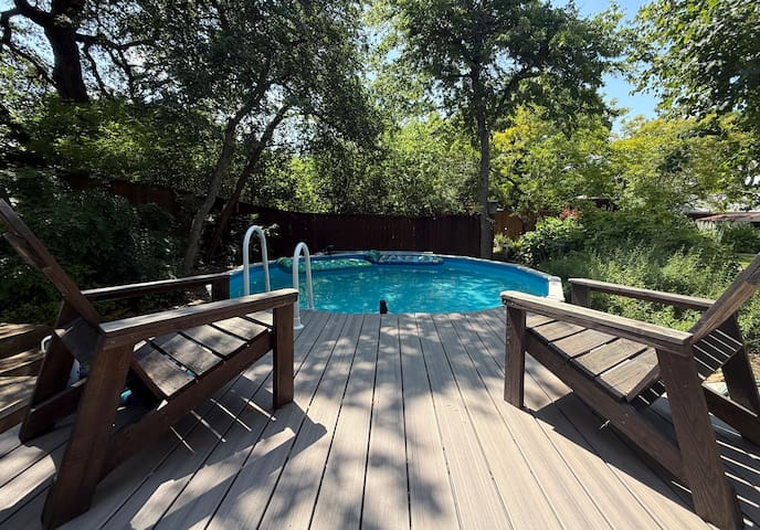 Oasis in heart of South Austin