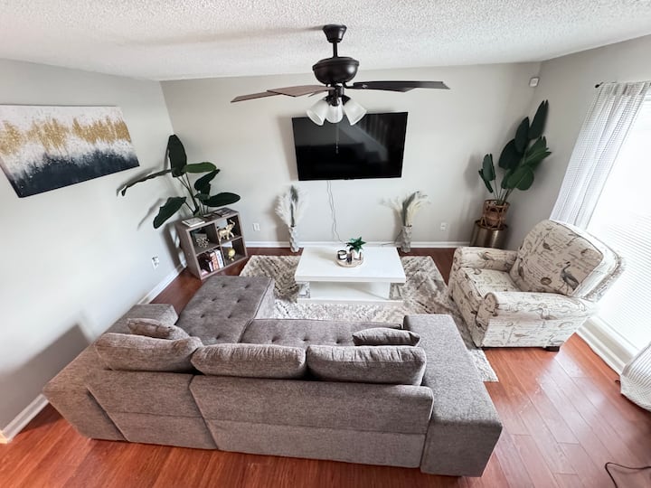 Home Away - Cartersville, GA