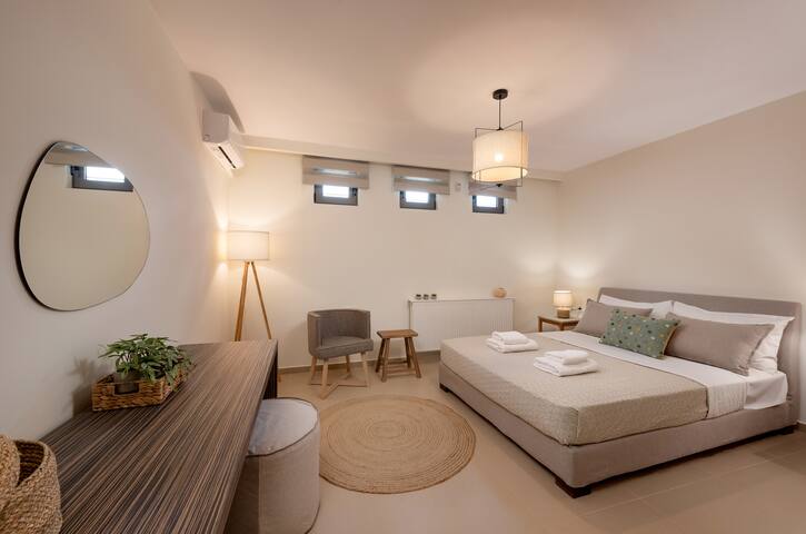 Notiko Villa II in Plaka Elounda gallery image 4