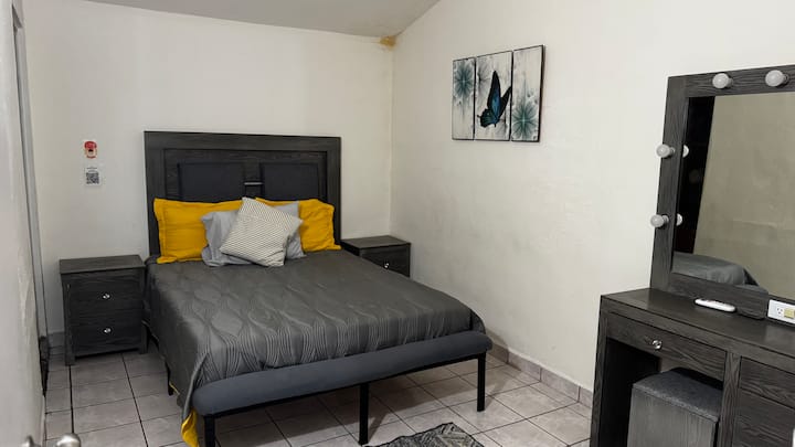 غرفة النوم 1