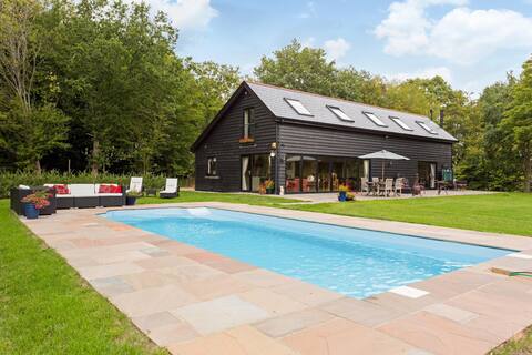 Modern country style barn with beautiful views.