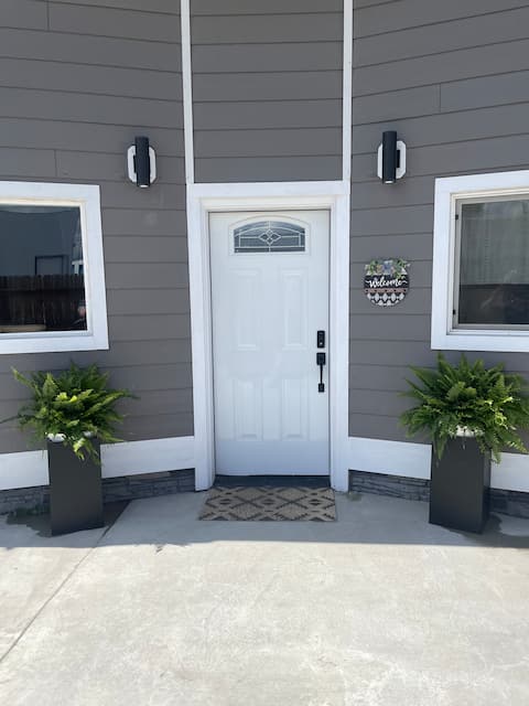 Cozy Cut Bank Retreat • 1 Hr to Glacier NP