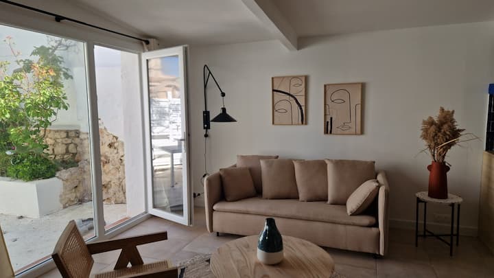 غرفة المعيشة