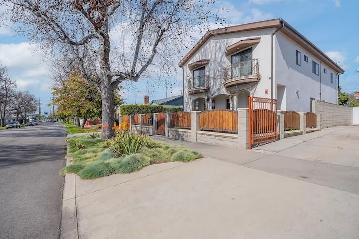 Eagle rock. Occidental college