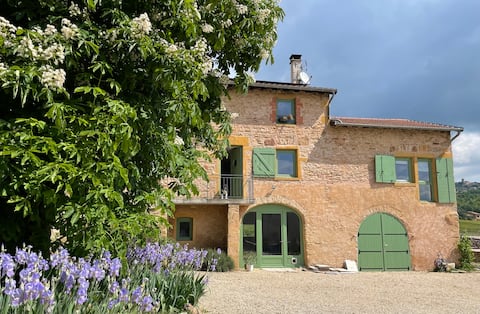 Val d'Oingt Bed and Breakfast