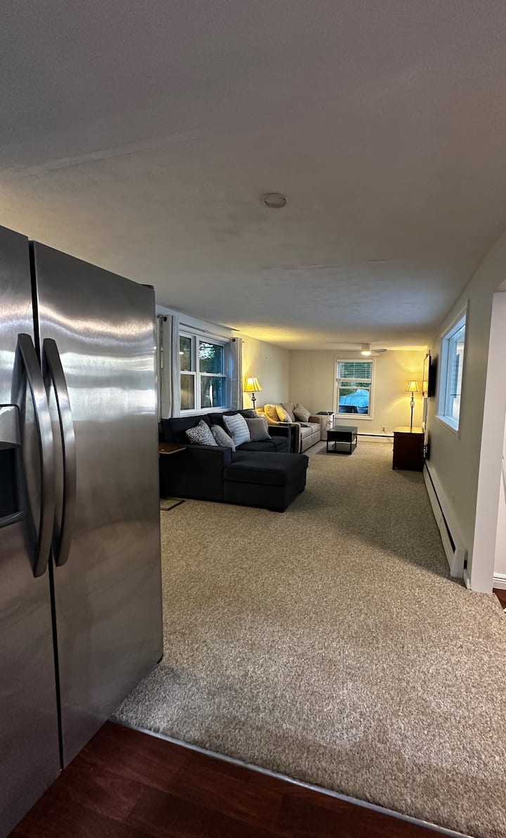 Private Lake Cottage Retreat - Shrewsbury, MA