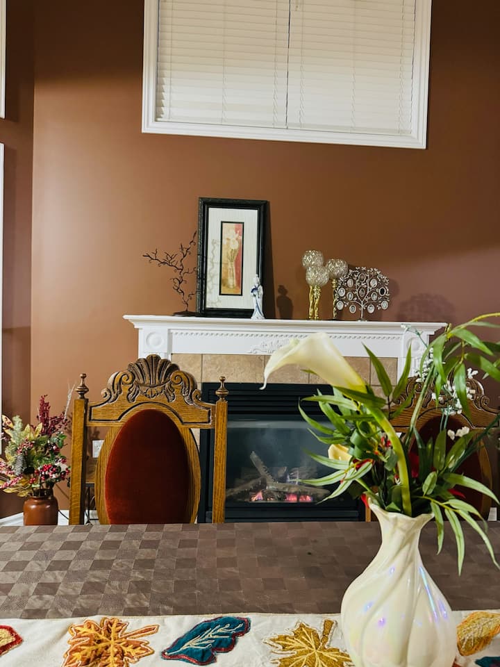 Spacious And Serene 4-bedroom Retreat In Barrie - Innisfil