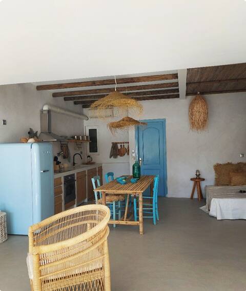 canoe beach house