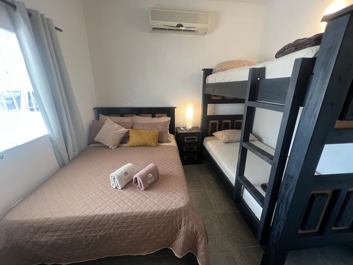 Schlafzimmer 3