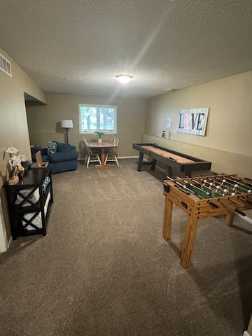 Spacious Family Getaway 4BD/2BH