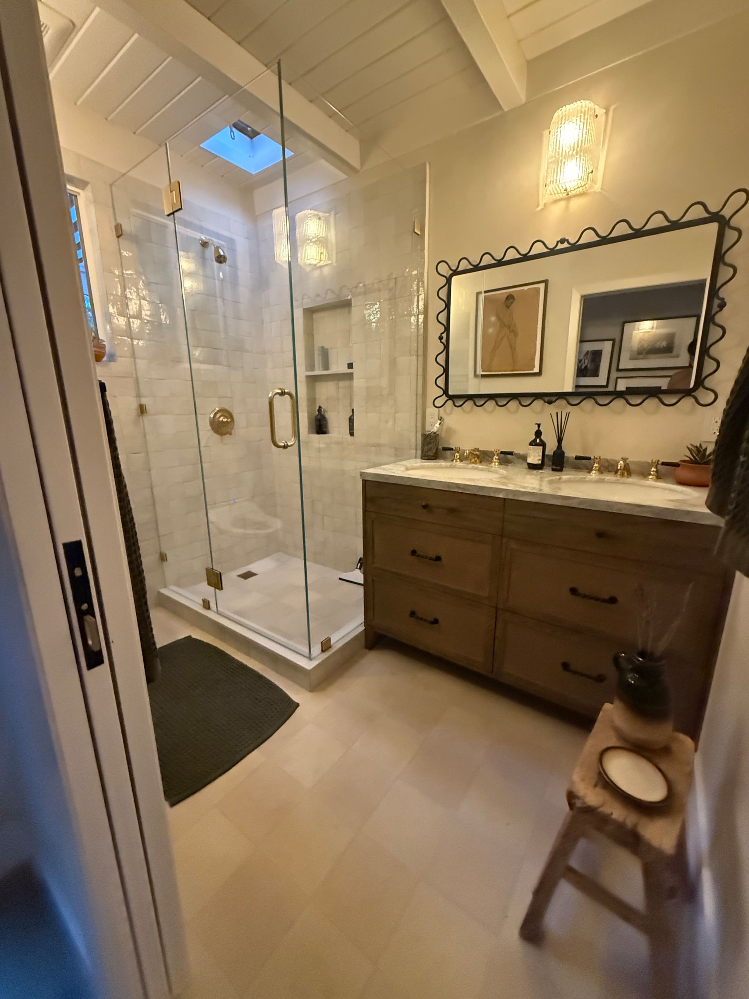 Home in San Francisco · ★4.89 · 1 bedroom · 2 beds · 1 bath - Image 18