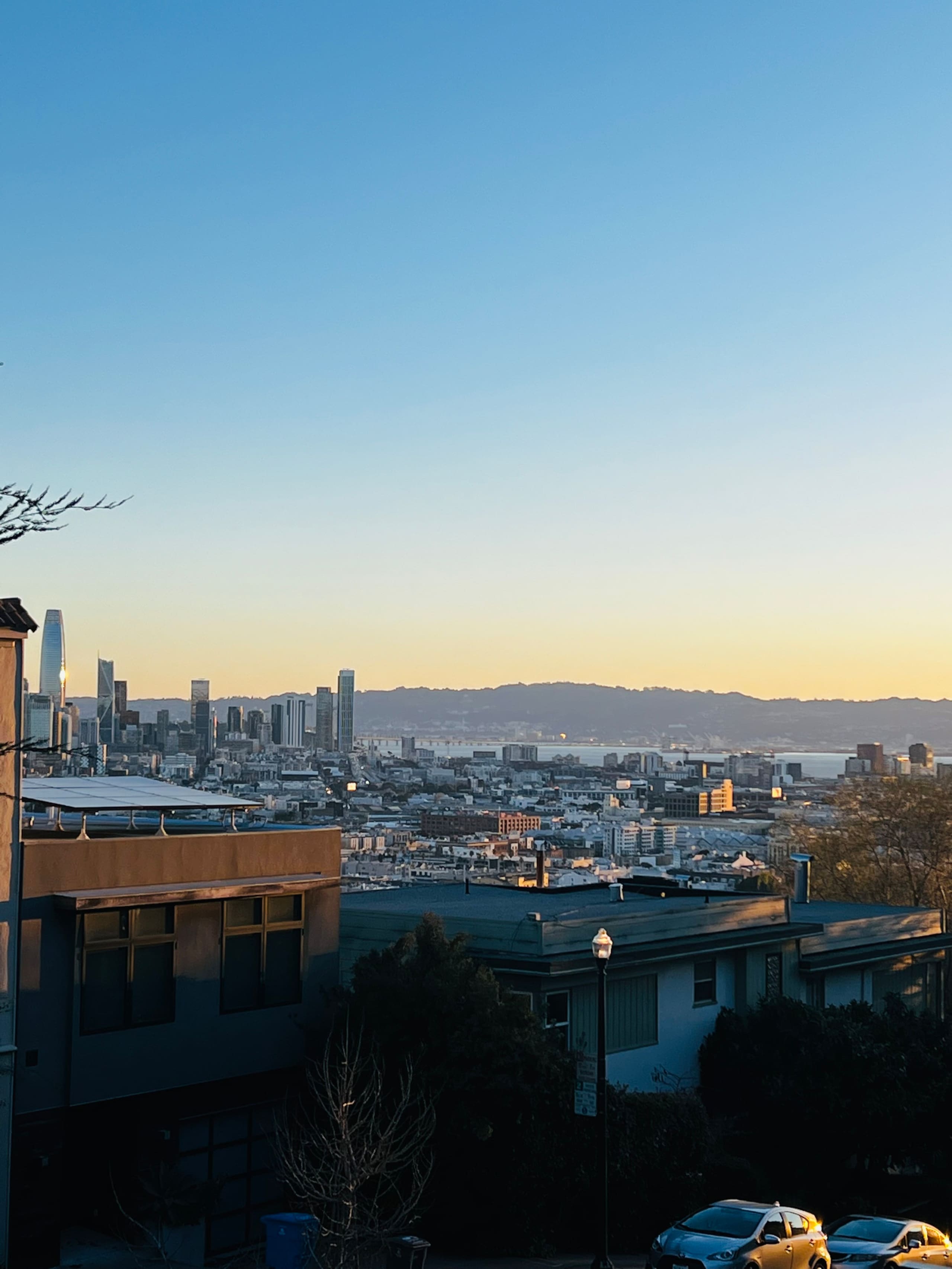 Home in San Francisco · ★4.89 · 1 bedroom · 2 beds · 1 bath - Image 30