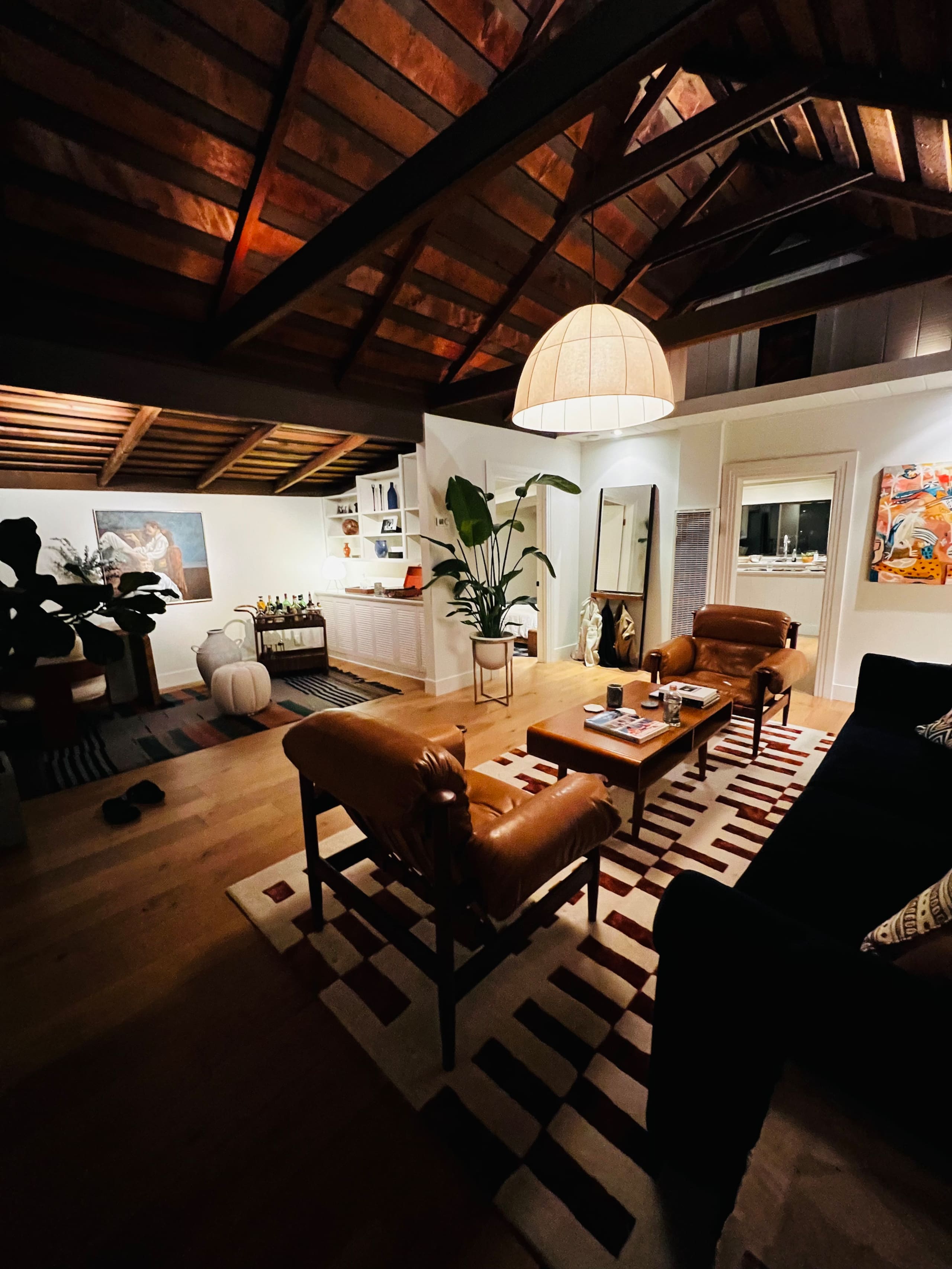 Home in San Francisco · ★4.89 · 1 bedroom · 2 beds · 1 bath - Image 3