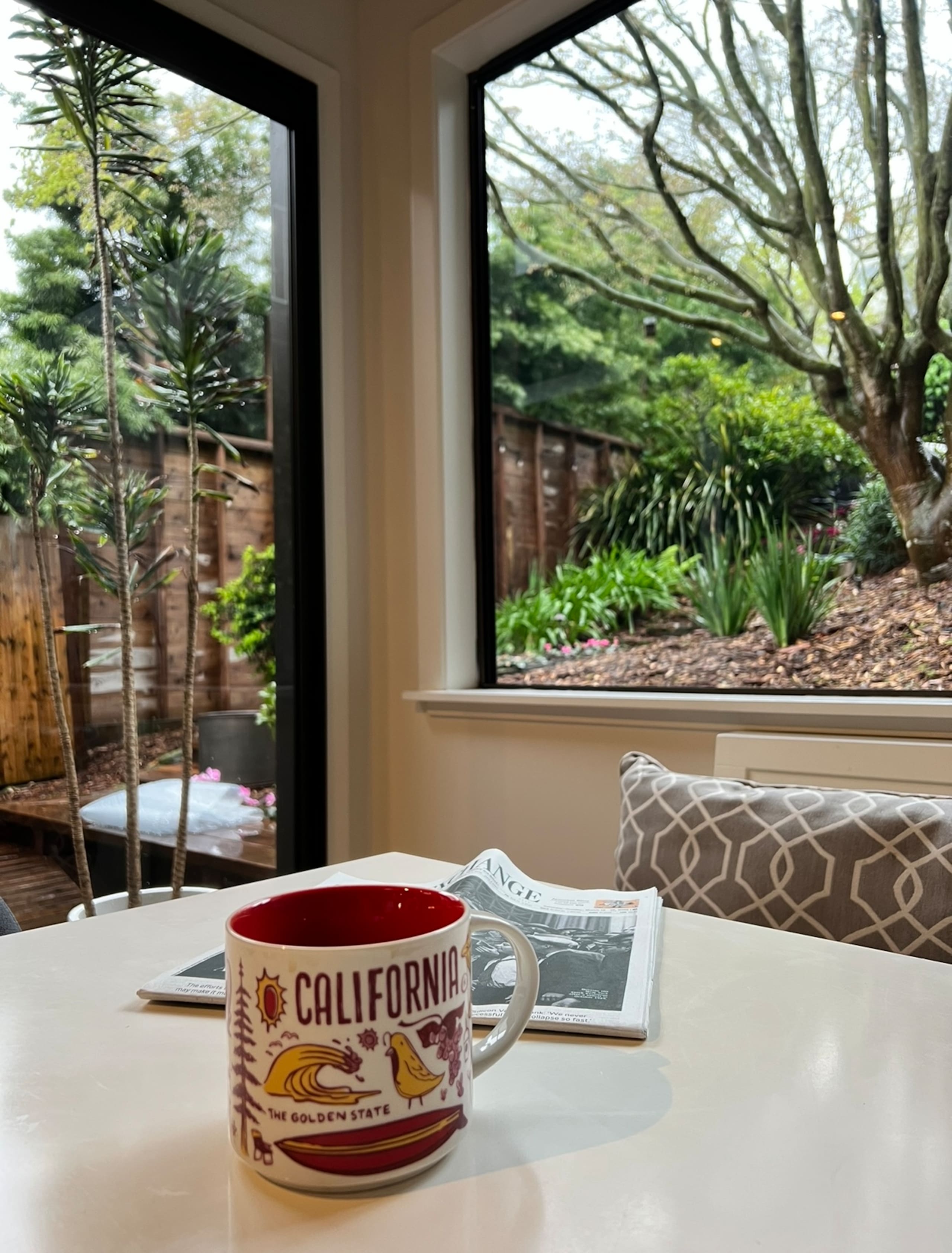 Home in San Francisco · ★4.89 · 1 bedroom · 2 beds · 1 bath - Image 12