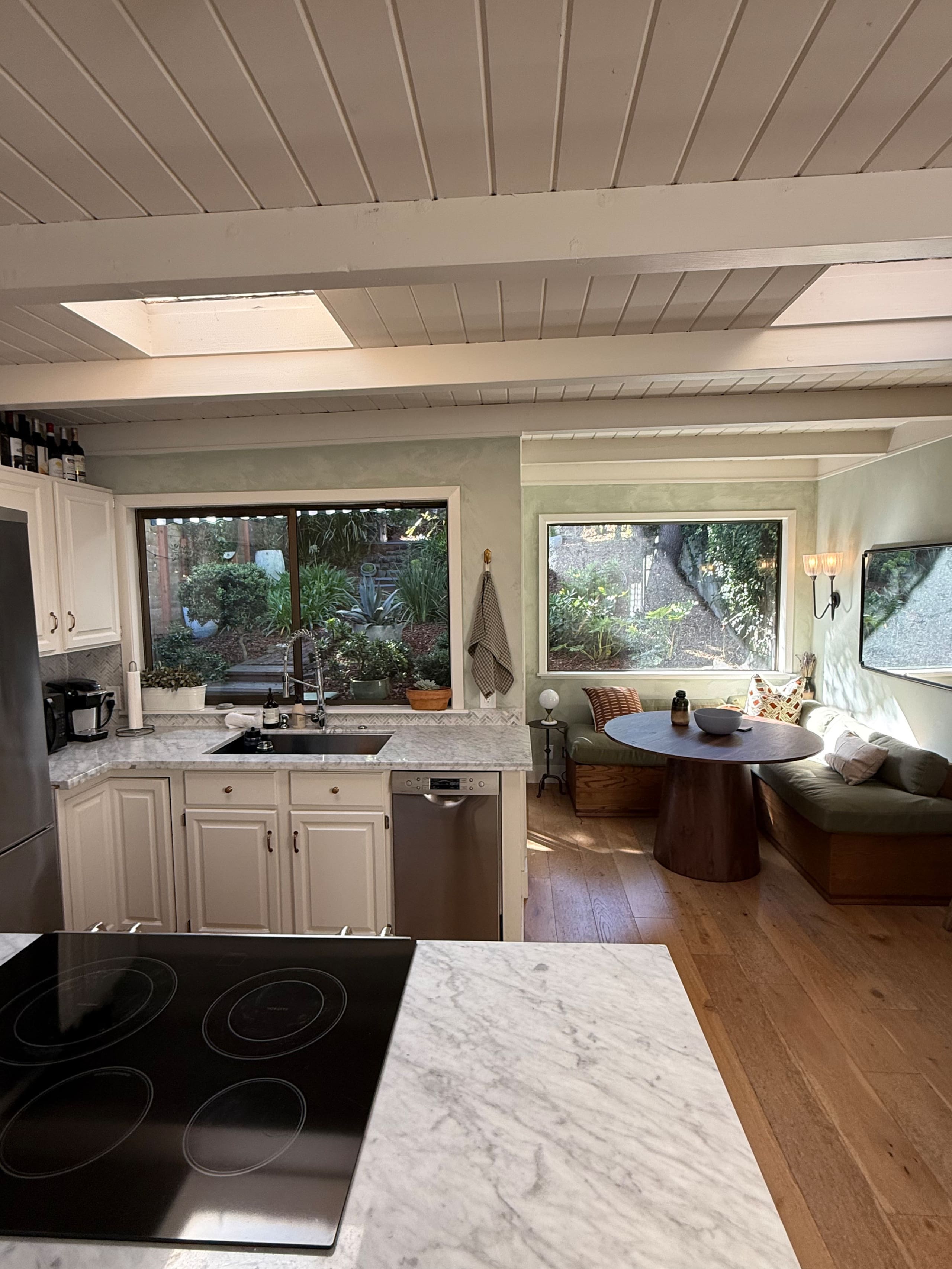 Home in San Francisco · ★4.89 · 1 bedroom · 2 beds · 1 bath - Image 15